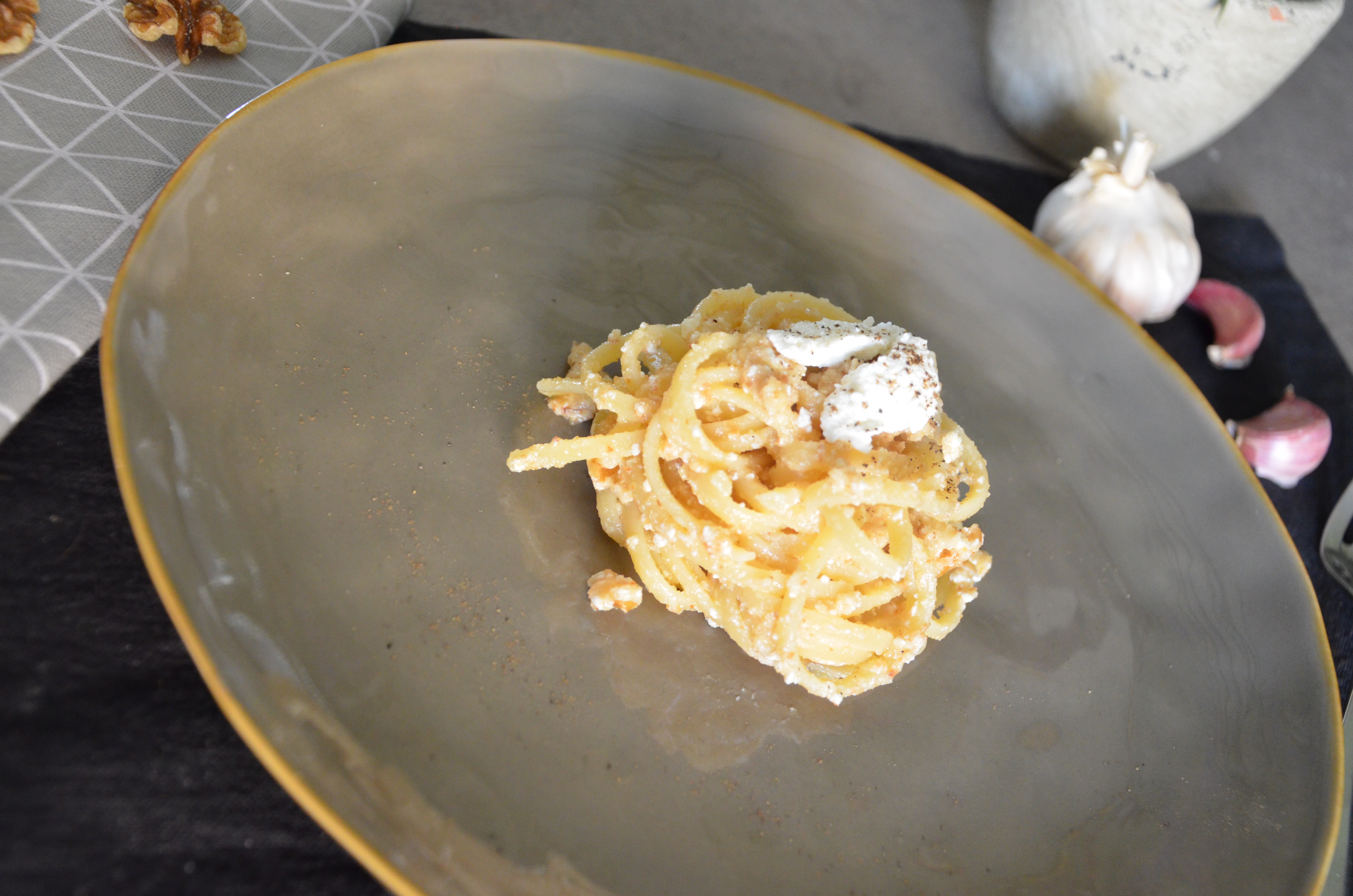 LINGUINE RICOTTA E NOCI